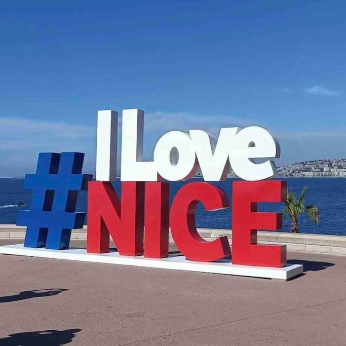 Nice Riviera Fabulous Seaside Apartment With 3 Bedrooms Eksteriør bilde